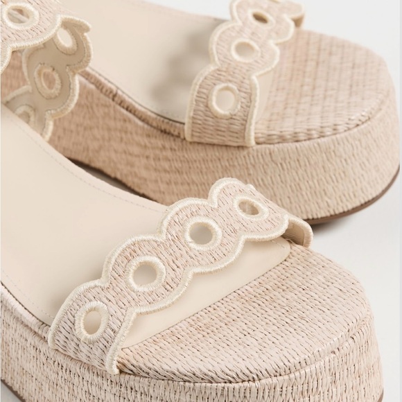 Larroudé
Florence Broderie Flatforms Platform Sandals size 11 NWOT - Picture 4 of 10